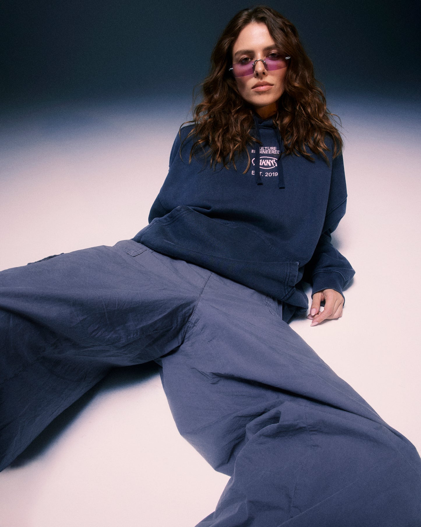 Šaknys Culture Engineered Hoodie Black + Pink